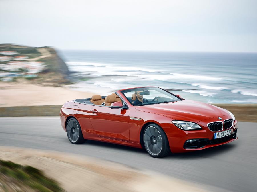  BMW 650i Convertible 2015 года  (фото 33 из 49)